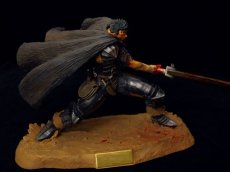 Photo2: No. 070 Black Swordsman: Attack Form (with blood effects) *New Berserk Anime Project/ Special Offer  (2)