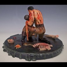 Photo3: No.422 Guts & Casca 1/10 scale*Bloody Repainting Version*Sold Out!!! (3)