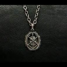 Photo2: No. 476 The Skull Knight & Mark of Sacrifice Silver Pendant  (2)