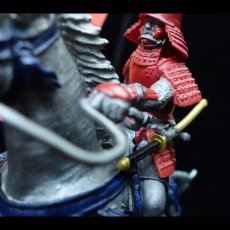 Photo12: [Samurai Statue] Ii Naomasa*Riding on a Horse*  (12)