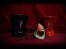 Photo4: [Berserk] Mark of Sacrifice Wooden maki-e Cup [*sold for past Great Berserk Exhibitions in Japan.] (4)