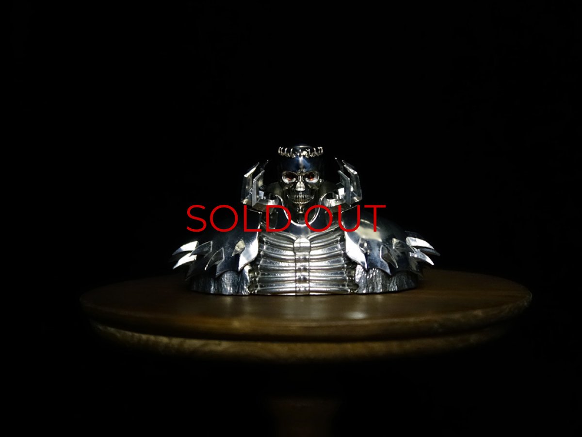 Photo3: 髑髏の騎士バストアップ Skull Knight Bust  Red Eyes ver.  [ALL JAPAN MADE] [ALL METAL] Limited 5 pcs.  *order ended (3)
