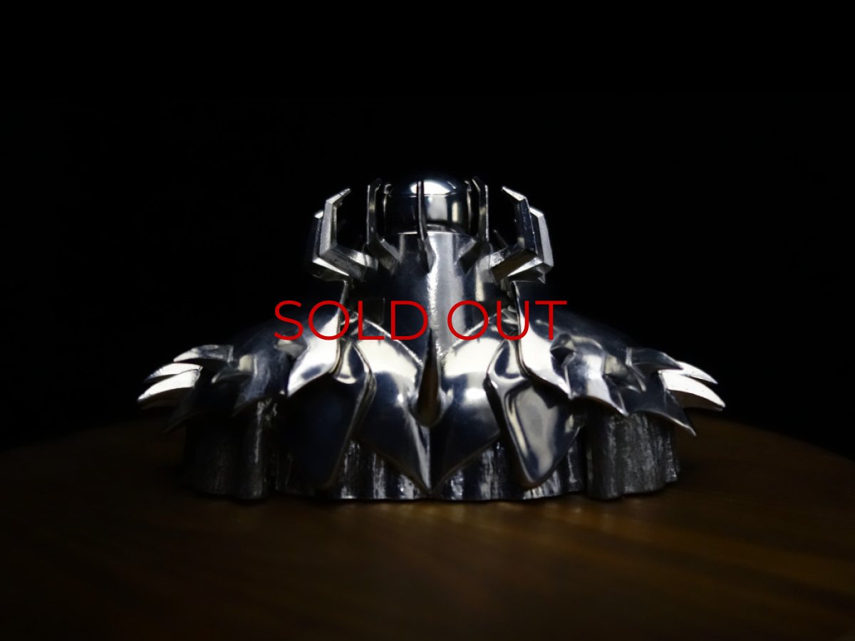 Photo8: 髑髏の騎士バストアップ Skull Knight Bust  Red Eyes ver.  [ALL JAPAN MADE] [ALL METAL] Limited 5 pcs.  *order ended (8)